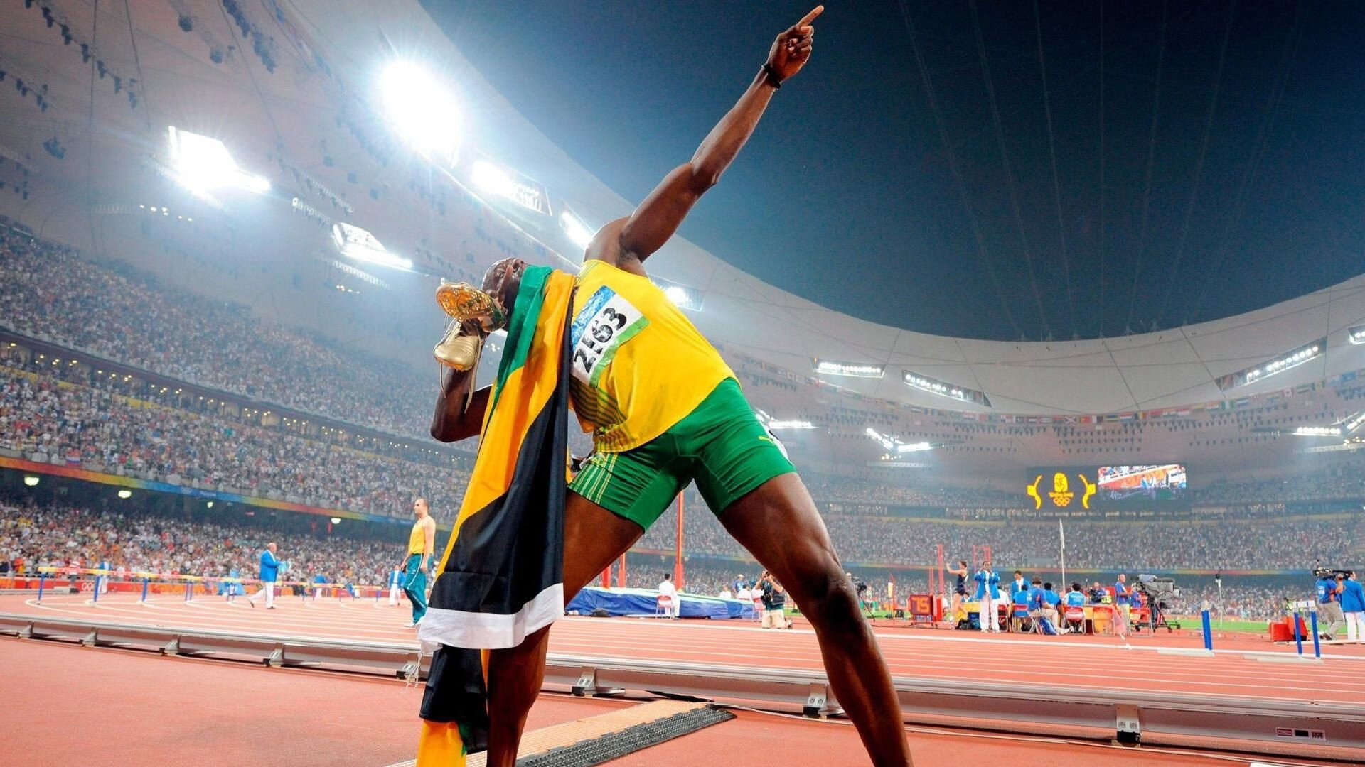 九游娱乐官方-当NBA遇上CBA，快船对阵上海，浓眉持续制造杀伤的背后